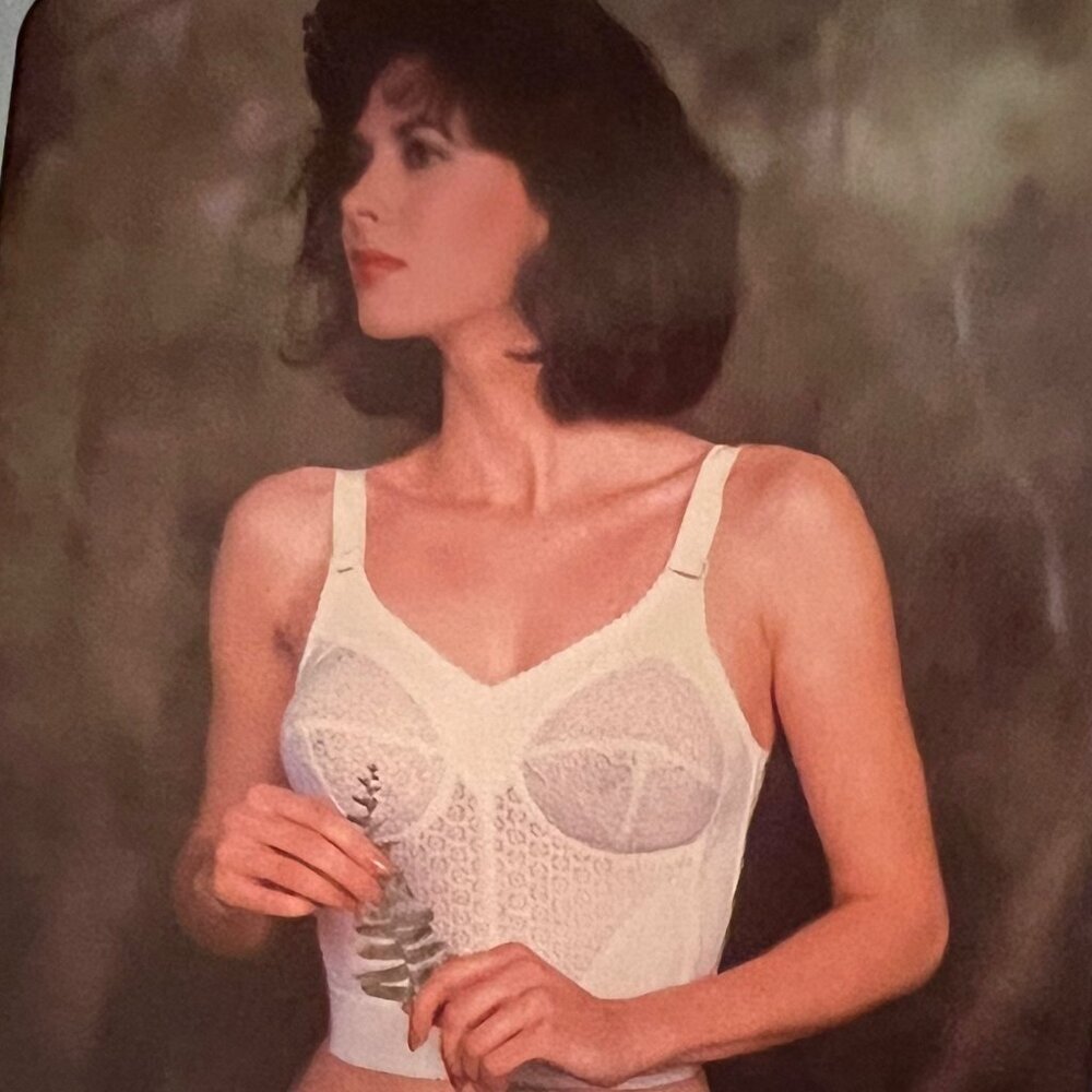 NWT Vintage Marianne by Spirite Full-Figure Longline Wireless Corset Bra White